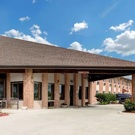 Baymont Inn & Suites San Marcos